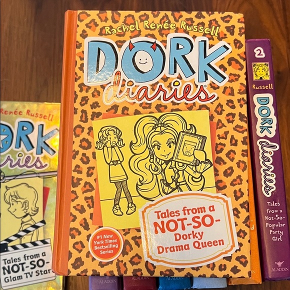 Dork Diaries Book Set - Picture 6 of 13